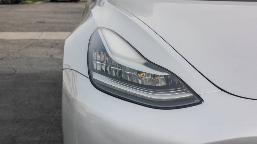 2018 Tesla Model 3 5YJ3E1EA4JF060937