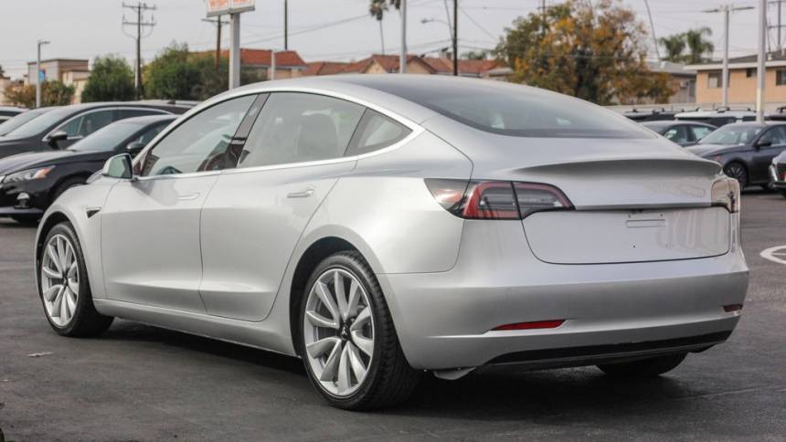 2018 Tesla Model 3 5YJ3E1EA4JF060937