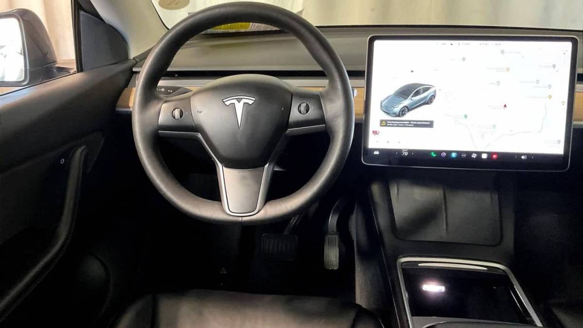 2021 Tesla Model Y 5YJYGDEE5MF298398