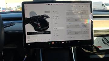 2021 Tesla Model Y 5YJYGDEEXMF096317