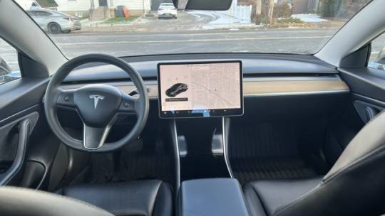 2020 Tesla Model 3 5YJ3E1EBXLF710527