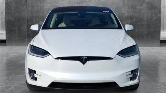 2019 Tesla Model X 5YJXCDE42KF186766