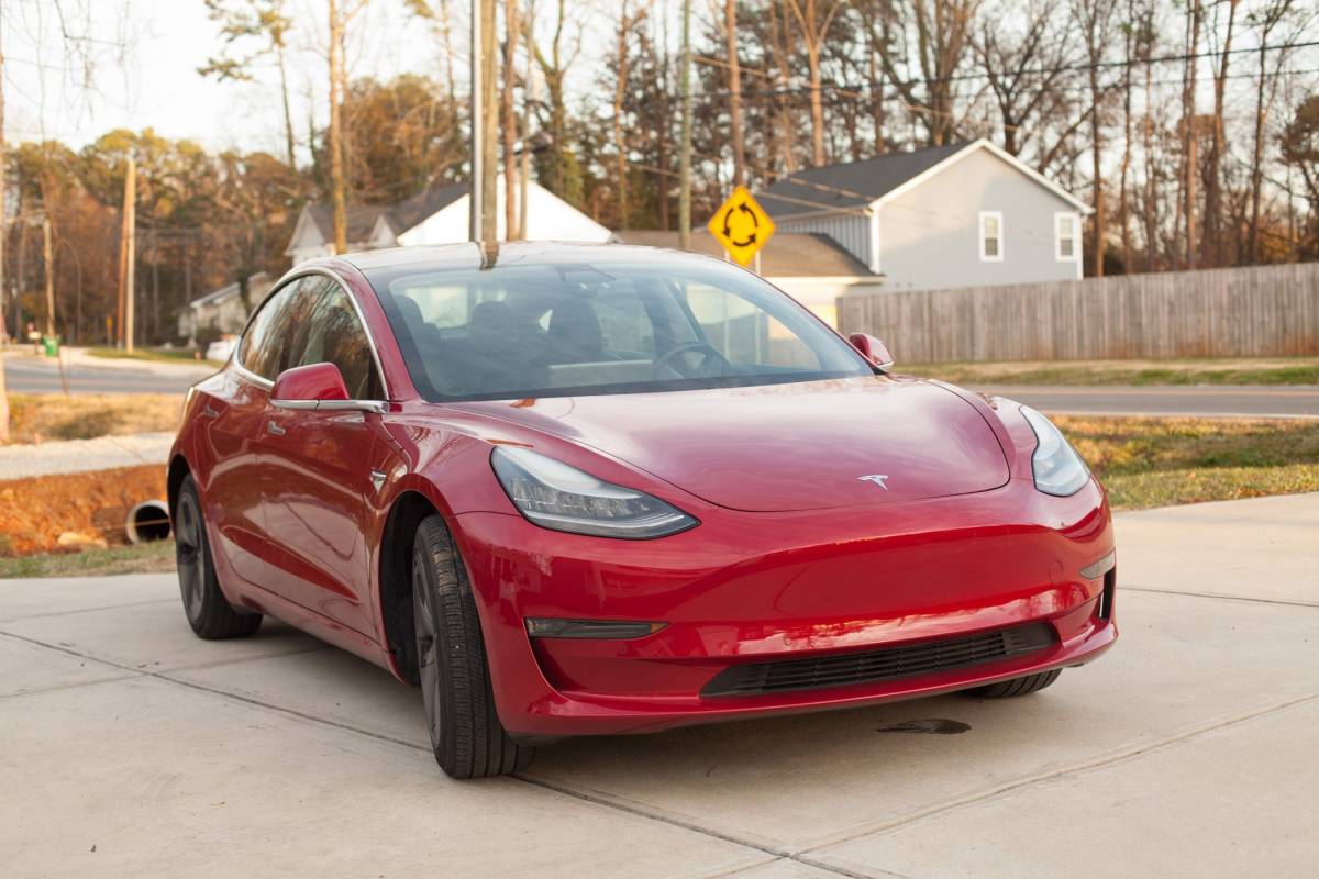 2018 Tesla Model 3 5YJ3E1EAXJF058366