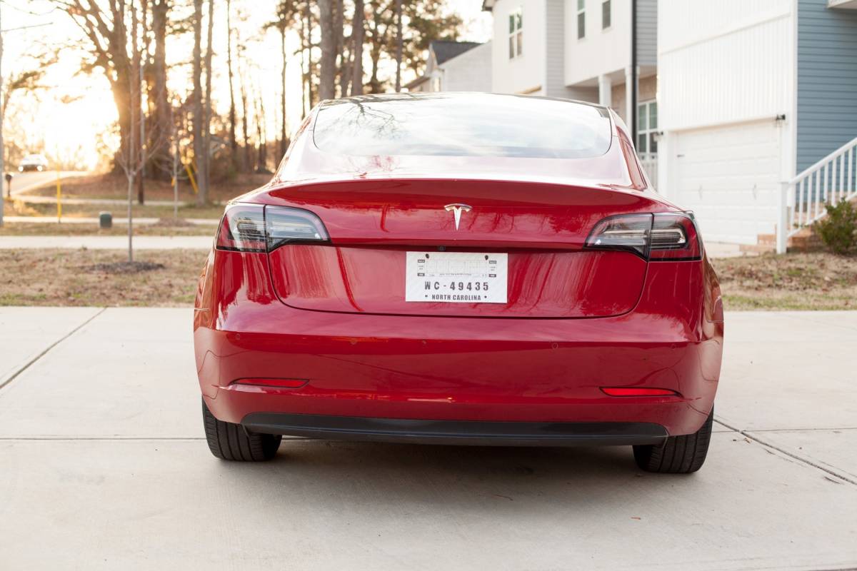 2018 Tesla Model 3 5YJ3E1EAXJF058366