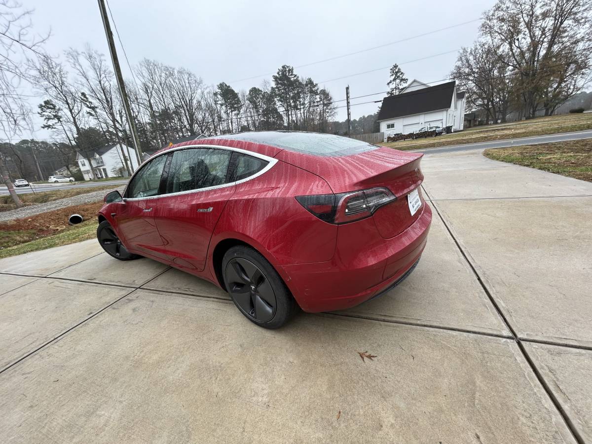 2018 Tesla Model 3 5YJ3E1EAXJF058366