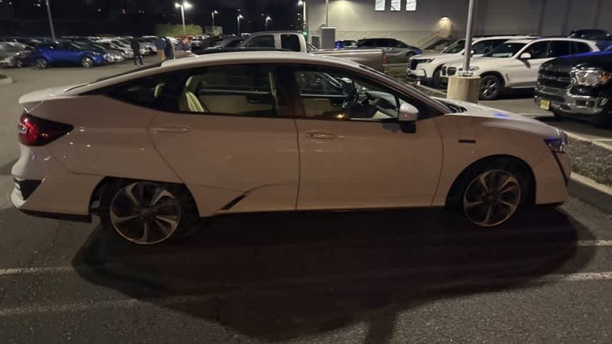 2018 Honda Clarity JHMZC5F30JC021409