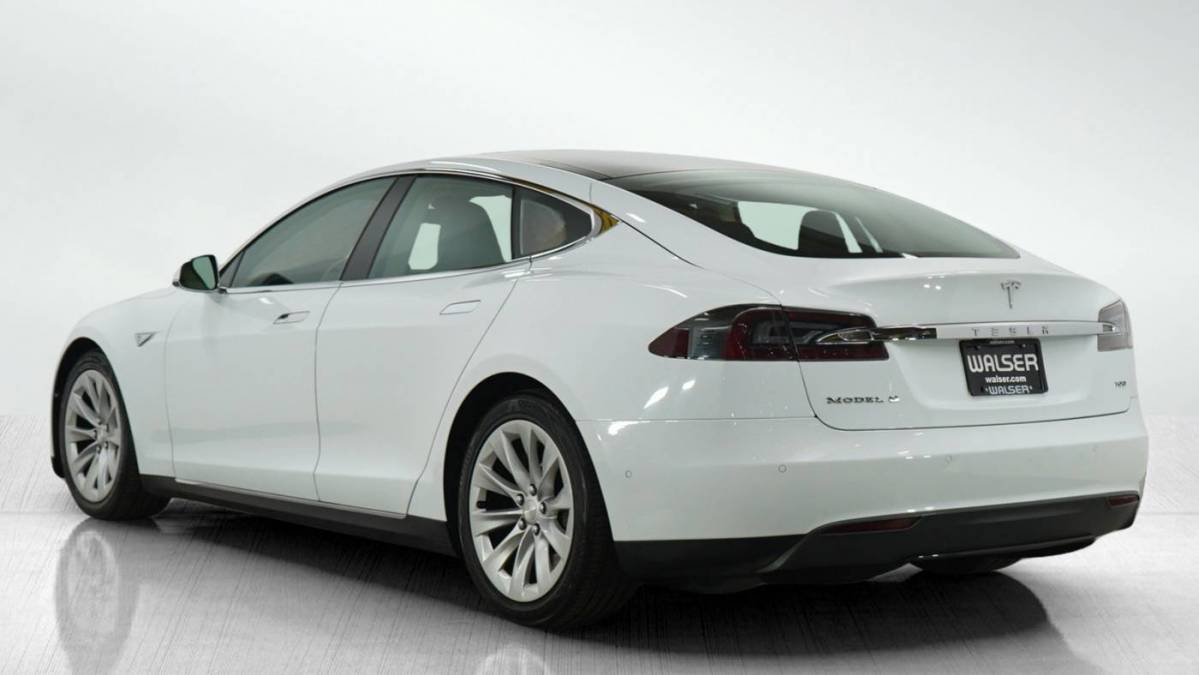 2016 Tesla Model S 5YJSA1E2XGF133267