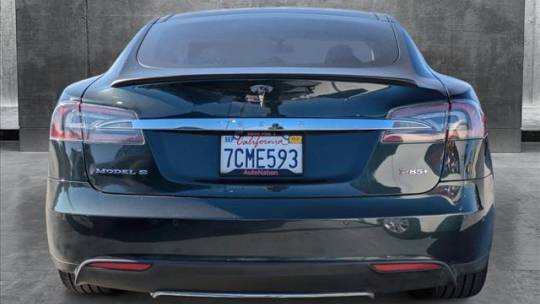 2013 Tesla Model S 5YJSA1CP2DFP21884