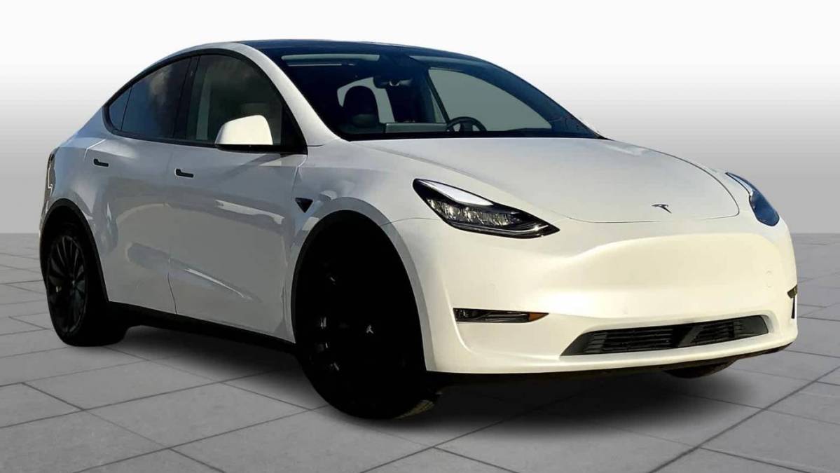 2021 Tesla Model Y 5YJYGDEE6MF069129