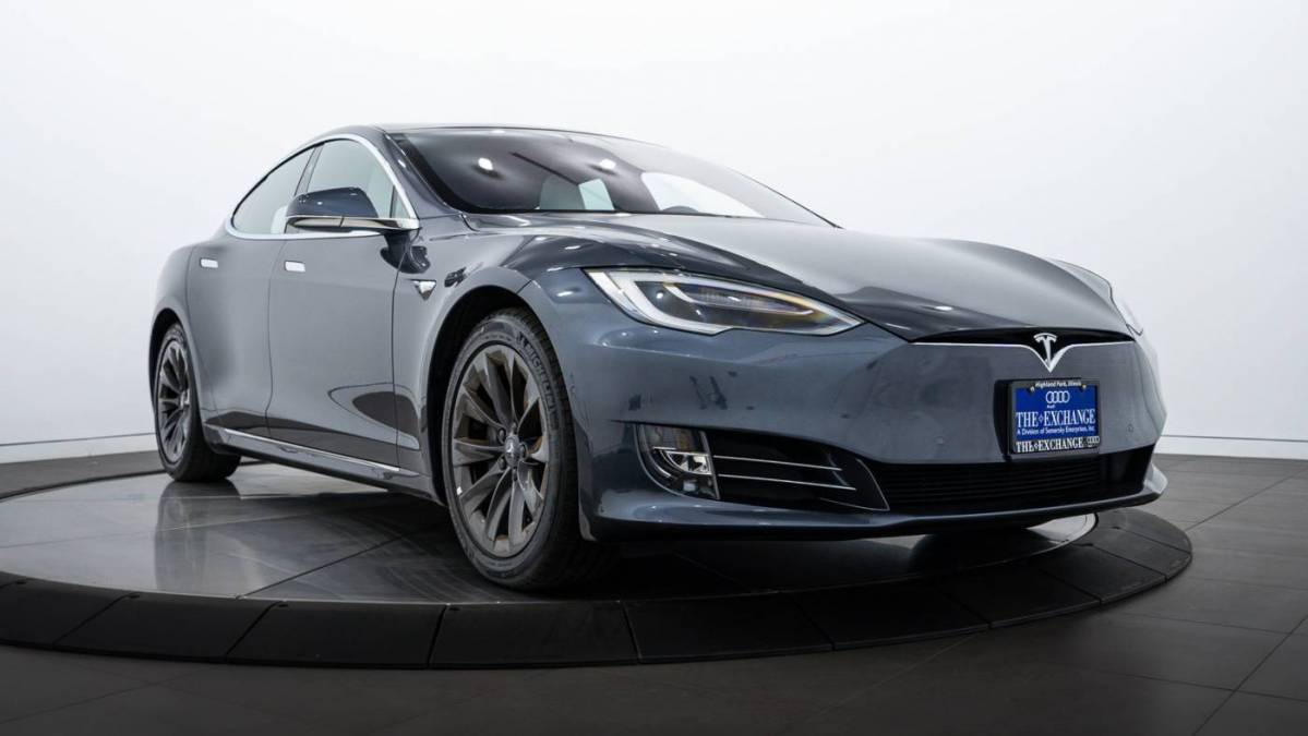 2019 Tesla Model S 5YJSA1E29KF332187