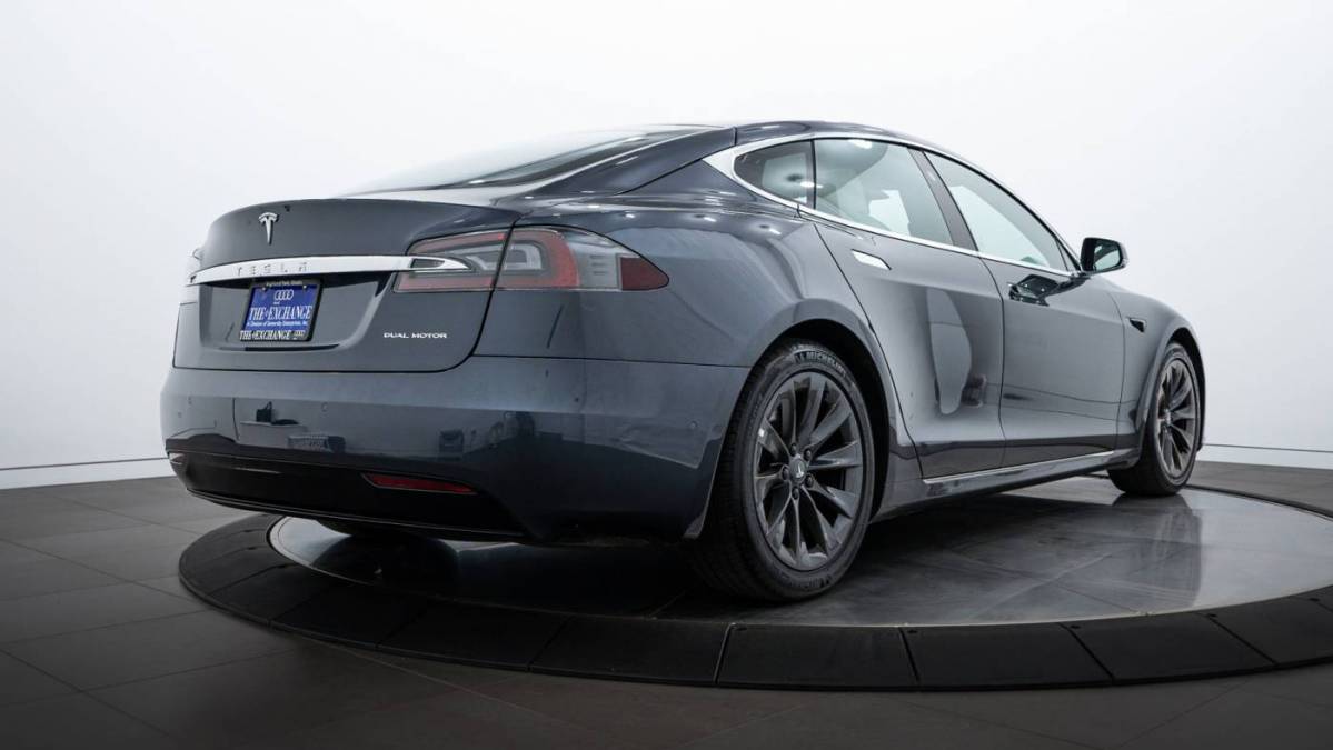 2019 Tesla Model S 5YJSA1E29KF332187