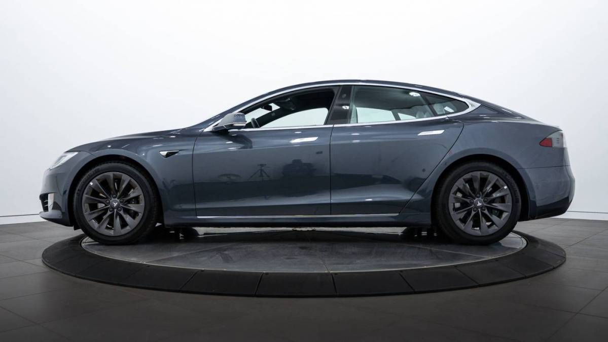 2019 Tesla Model S 5YJSA1E29KF332187