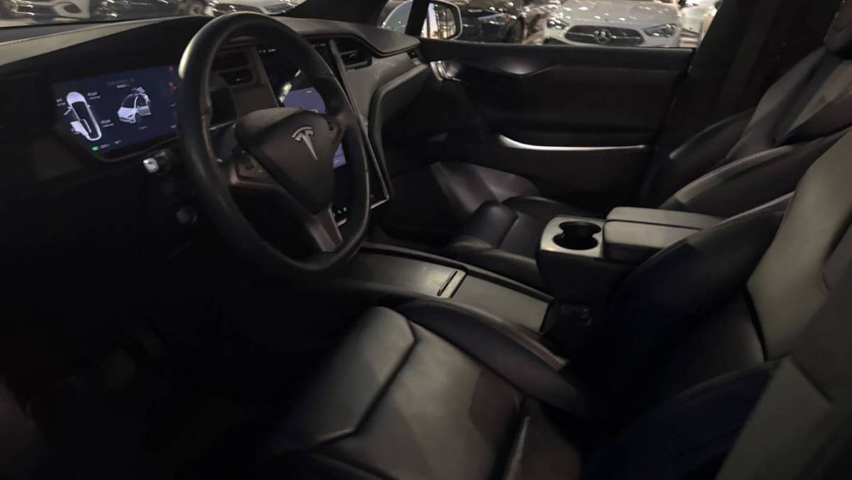 2019 Tesla Model X 5YJXCBE20KF151078