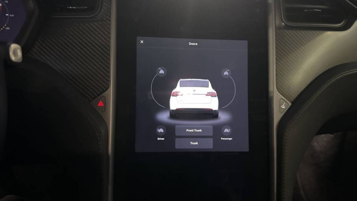 2019 Tesla Model X 5YJXCBE20KF151078