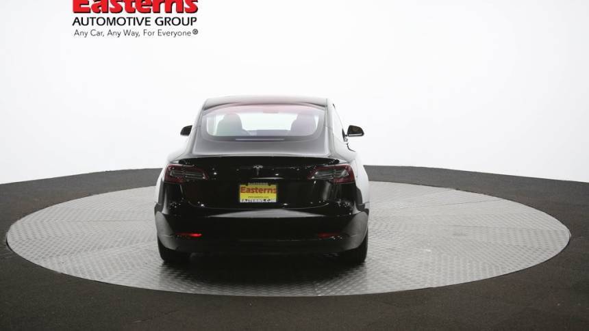 2018 Tesla Model 3 5YJ3E1EA5JF033200