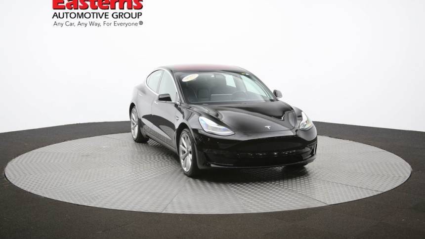 2018 Tesla Model 3 5YJ3E1EA5JF033200