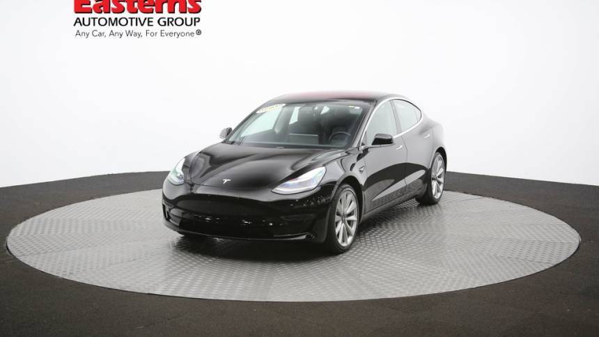 2018 Tesla Model 3 5YJ3E1EA5JF033200