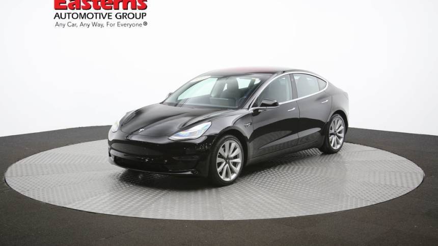 2018 Tesla Model 3 5YJ3E1EA5JF033200