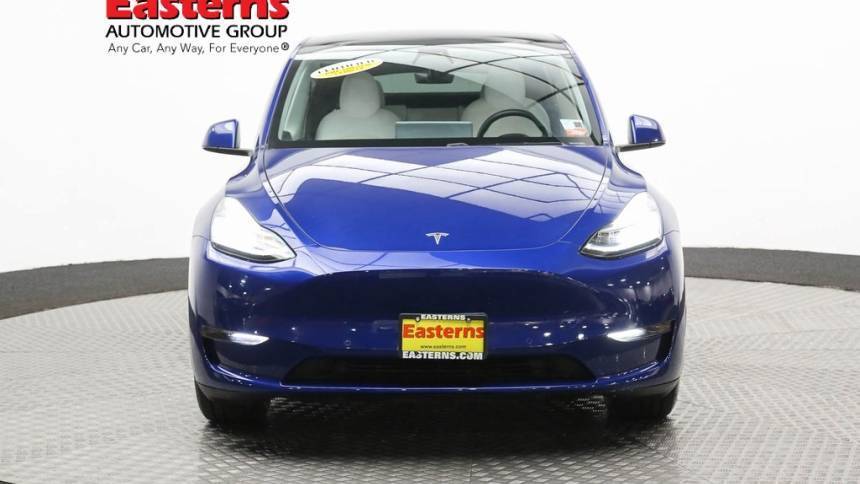 2020 Tesla Model Y 5YJYGDEE0LF031135