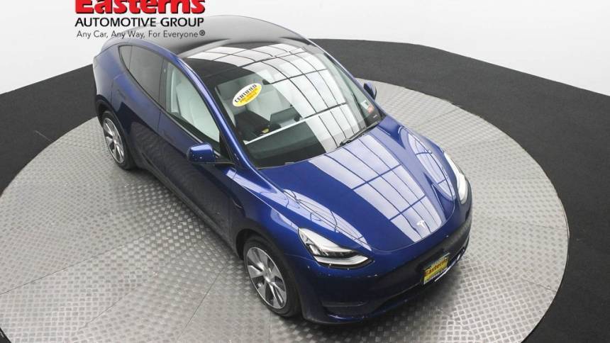 2020 Tesla Model Y 5YJYGDEE0LF031135