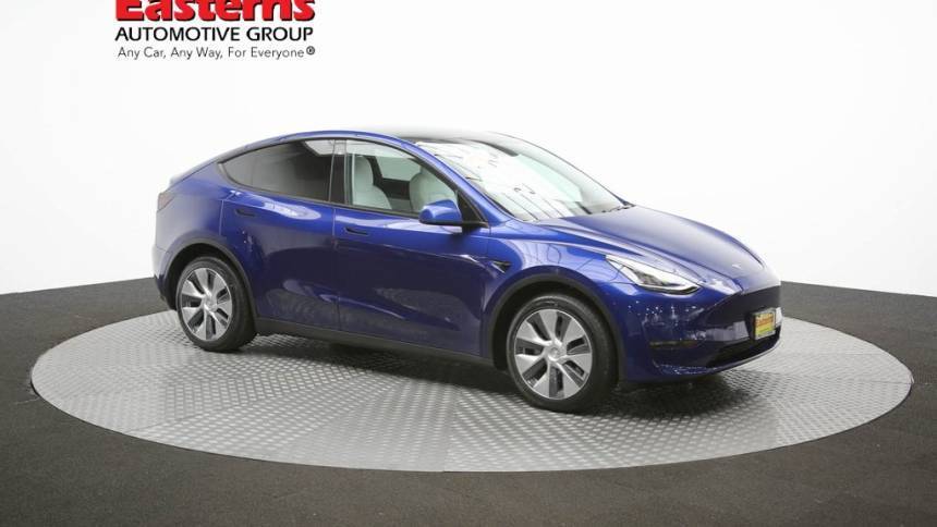 2020 Tesla Model Y 5YJYGDEE0LF031135