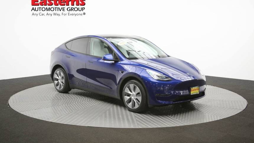 2020 Tesla Model Y 5YJYGDEE0LF031135