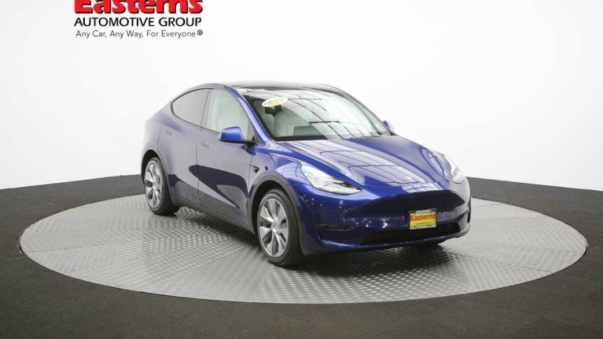 2020 Tesla Model Y 5YJYGDEE0LF031135