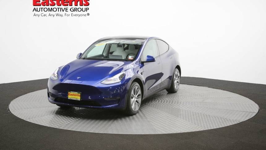 2020 Tesla Model Y 5YJYGDEE0LF031135