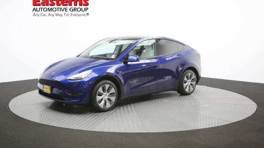 2020 Tesla Model Y 5YJYGDEE0LF031135