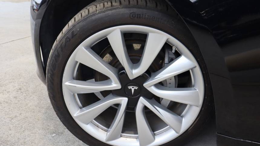 2018 Tesla Model 3 5YJ3E1EA1JF019794