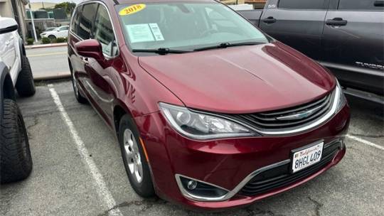 2018 Chrysler Pacifica Hybrid 2C4RC1H74JR168608