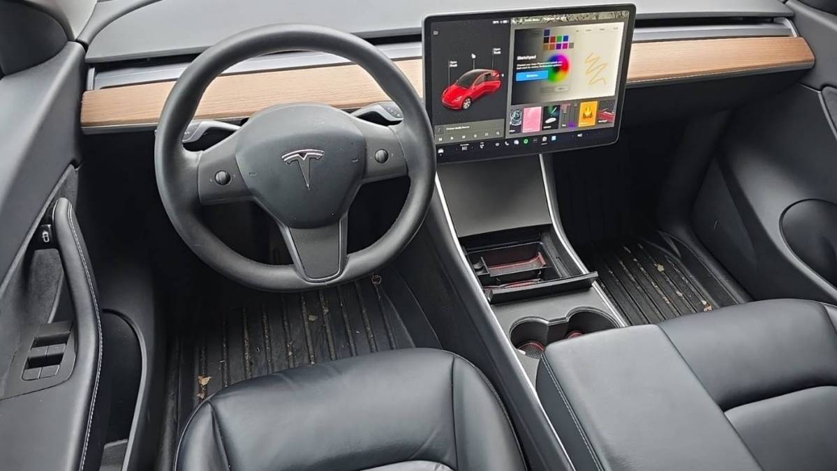 2020 Tesla Model Y 5YJYGDEE9LF030341