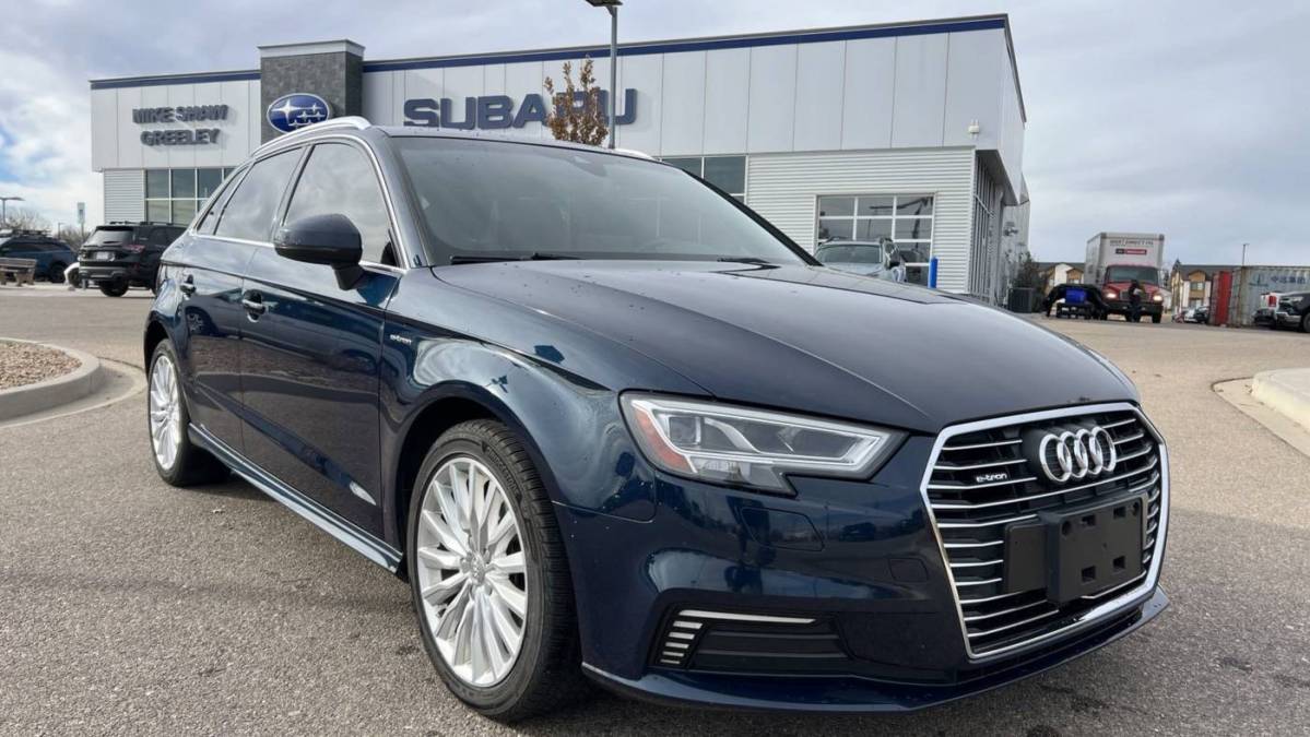 2017 Audi A3 Sportback e-tron WAUSPBFFXHA146582