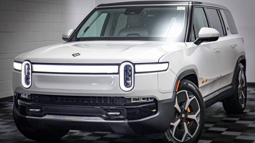 2023 Rivian R1S 7PDSGABA2PN007439