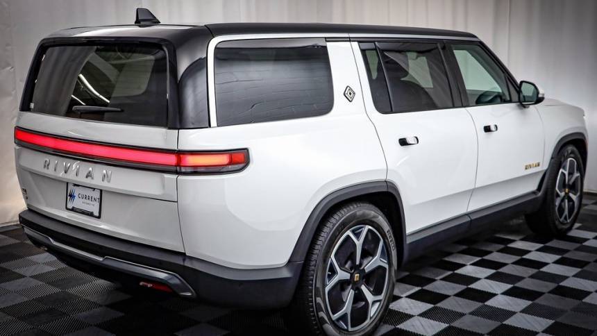 2023 Rivian R1S 7PDSGABA2PN007439