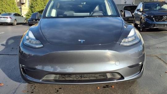 2021 Tesla Model Y 5YJYGDEE7MF187884