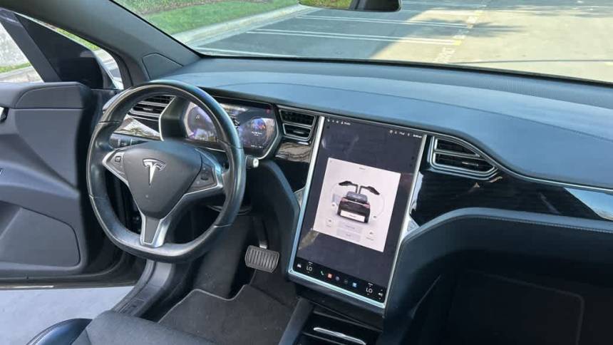 2017 Tesla Model X 5YJXCDE29HF041439