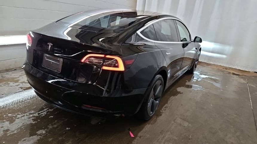 2018 Tesla Model 3 5YJ3E1EAXJF020653