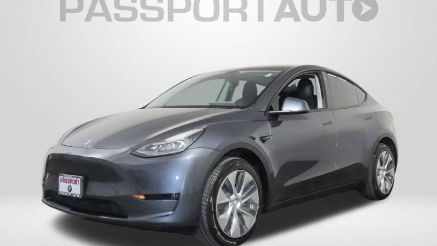 2020 Tesla Model Y 5YJYGDEE7LF035151