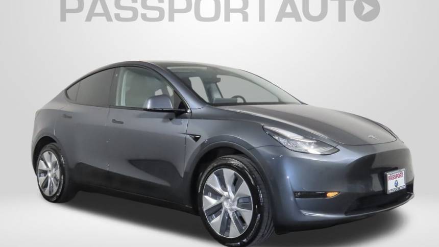 2020 Tesla Model Y 5YJYGDEE7LF035151