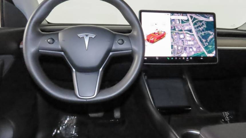 2020 Tesla Model Y 5YJYGDEE7LF035151