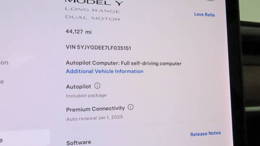 2020 Tesla Model Y 5YJYGDEE7LF035151