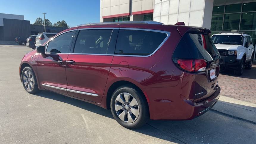 2020 Chrysler Pacifica 2C4RC1N74LR287749