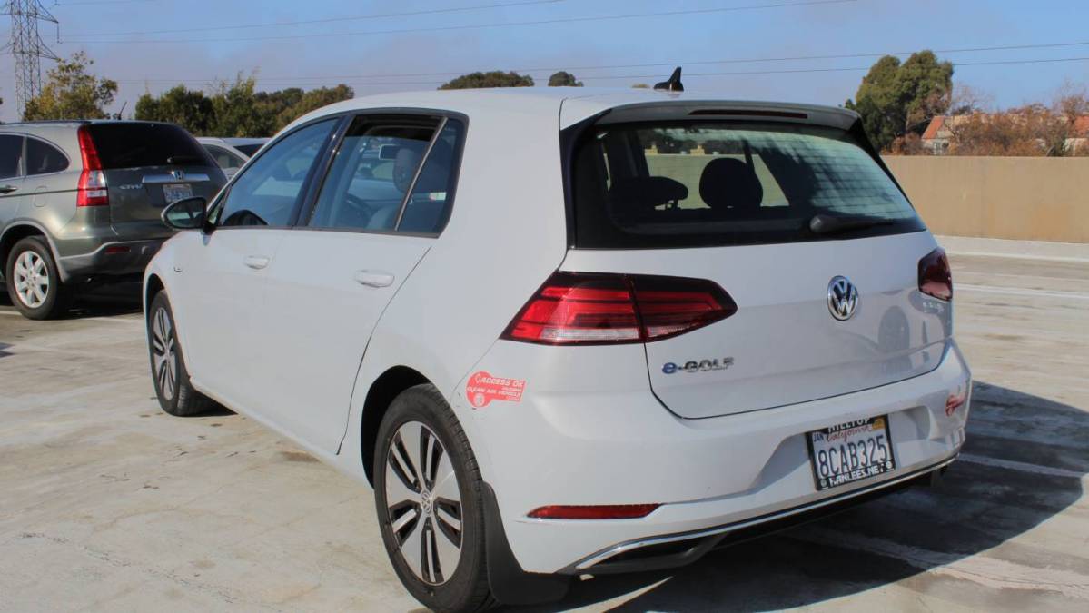 2017 Volkswagen e-Golf WVWKR7AU2HW953813