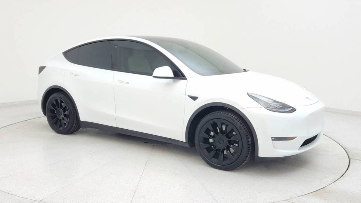 2021 Tesla Model Y 5YJYGAEEXMF157390