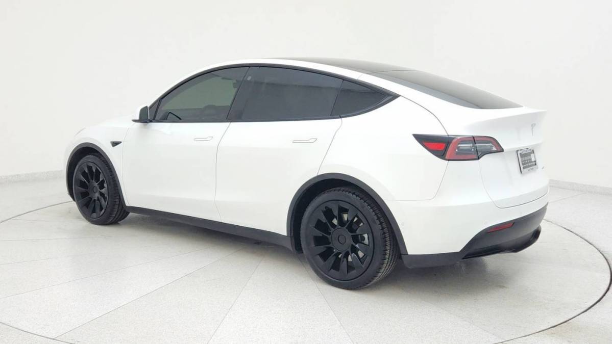 2021 Tesla Model Y 5YJYGAEEXMF157390