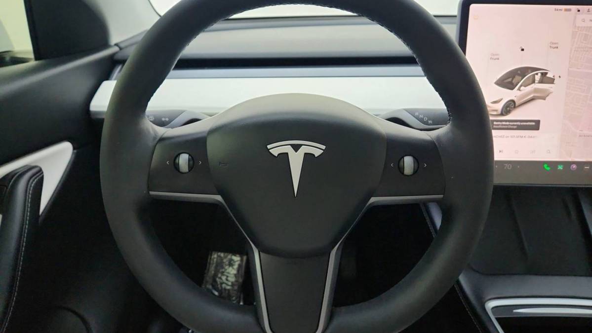 2021 Tesla Model Y 5YJYGAEEXMF157390