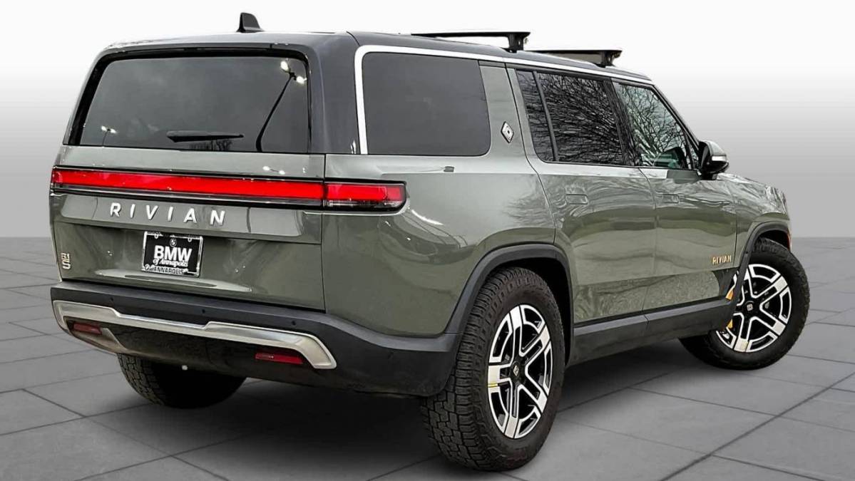 2022 Rivian R1S 7PDSGABL0NN001590