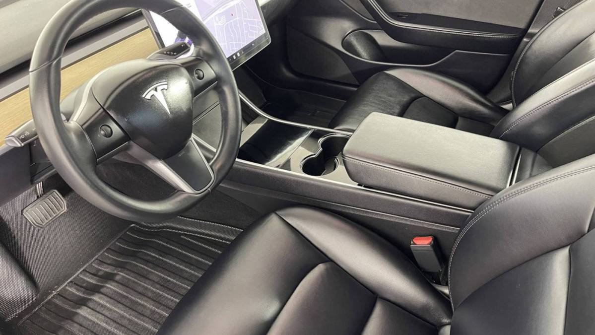 2019 Tesla Model 3 5YJ3E1EA7KF299111