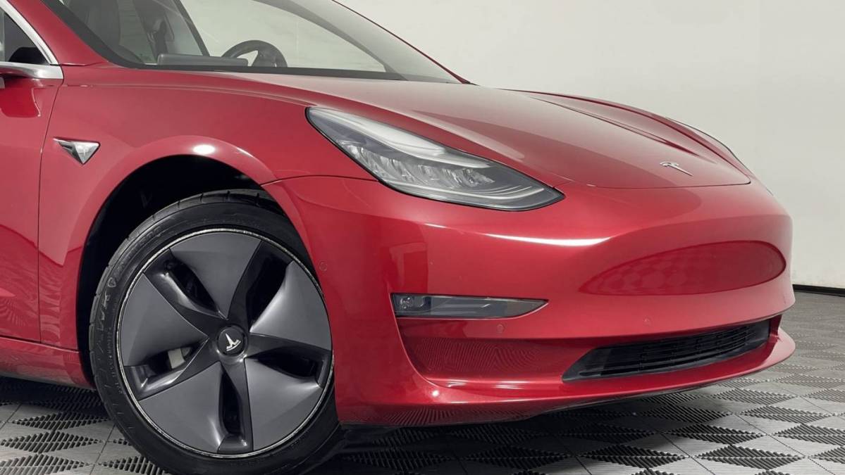 2019 Tesla Model 3 5YJ3E1EA7KF299111